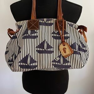 Vintage Dooney and Bourke canvas and leather bag.